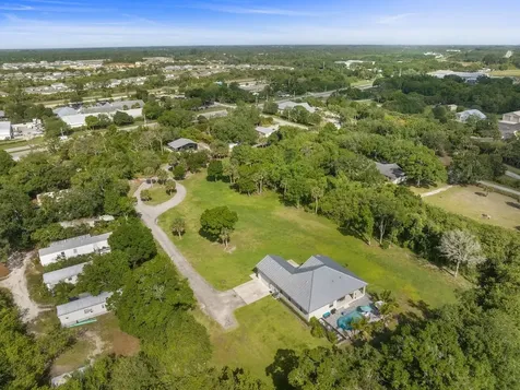 3205 67th Street Vero Beach FL 32967