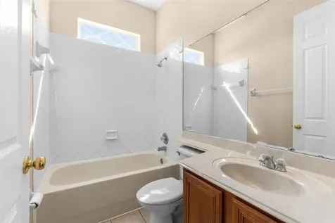 2067 Cedar Park Lane Orlando FL 32824