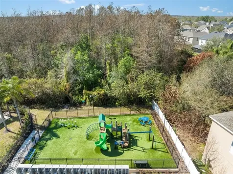 2067 Cedar Park Lane Orlando FL 32824