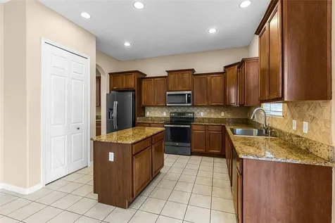 2067 Cedar Park Lane Orlando FL 32824