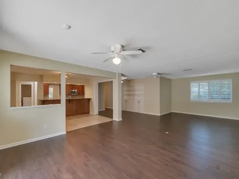 2155 Vero Beach Avenue Vero Beach FL 32960