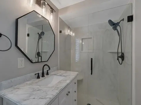 2155 Vero Beach Avenue Vero Beach FL 32960