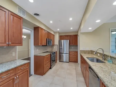 2155 Vero Beach Avenue Vero Beach FL 32960