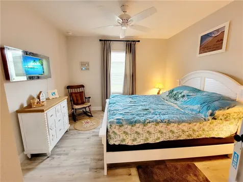 2142 Harwick Circle SW Vero Beach FL 32968