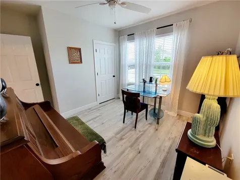 2142 Harwick Circle SW Vero Beach FL 32968
