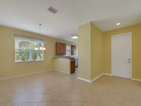 6360 Astor Place Vero Beach FL 32966
