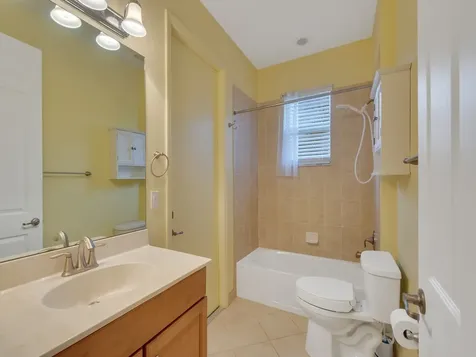 6360 Astor Place Vero Beach FL 32966