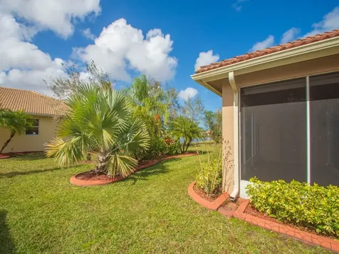 6360 Astor Place Vero Beach FL 32966