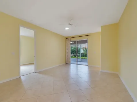 6360 Astor Place Vero Beach FL 32966