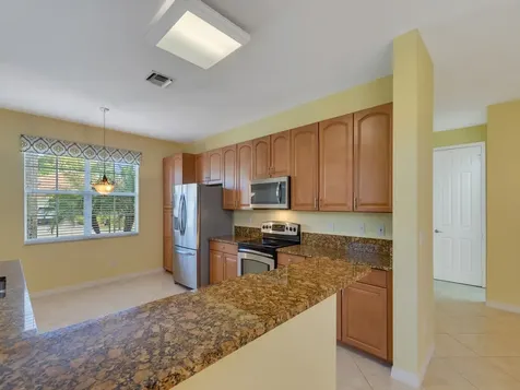 6360 Astor Place Vero Beach FL 32966