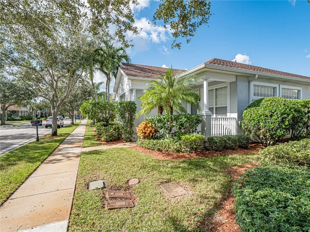7652 15th Street Vero Beach FL 32966