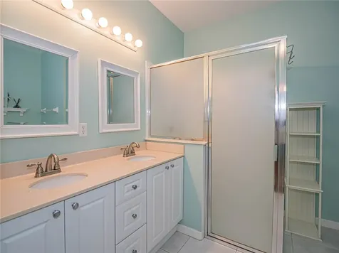 7652 15th Street Vero Beach FL 32966