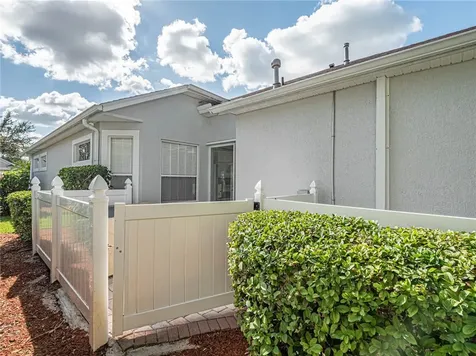 7652 15th Street Vero Beach FL 32966