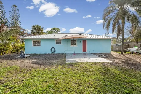 1255 16th Avenue SW Vero Beach FL 32962