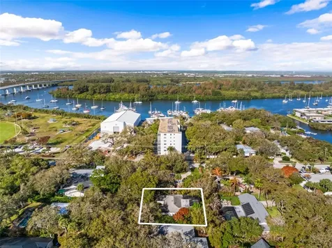 315 Date Palm Road Vero Beach FL 32963