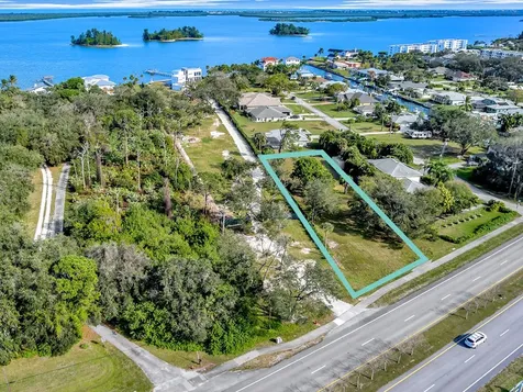 11100 Us Highway 1 Sebastian FL 32958
