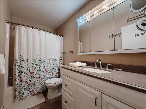 106 Spring Lake Court Vero Beach FL 32962