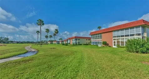 106 Spring Lake Court Vero Beach FL 32962