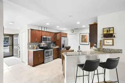 32 Ipanema Way Fort Pierce FL 34951