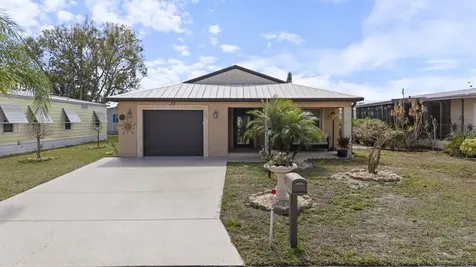 32 Ipanema Way Fort Pierce FL 34951