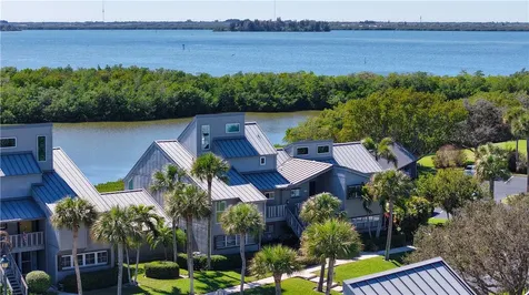 1304 Spyglass Lane Vero Beach FL 32963