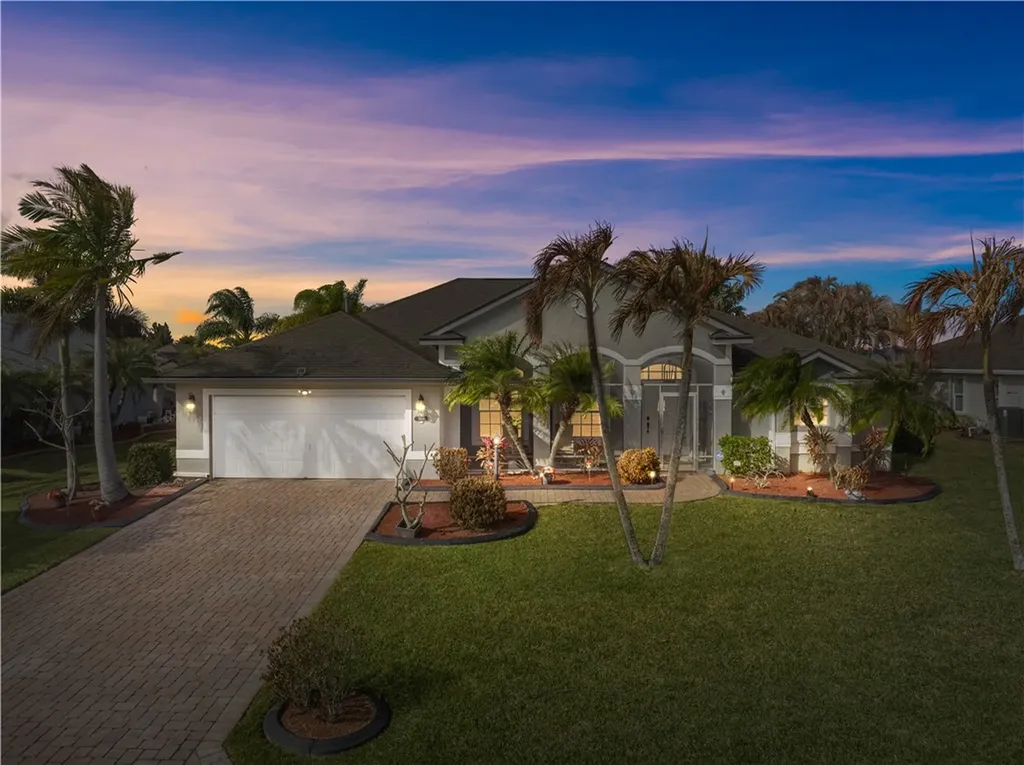 5648 Riverboat Circle SW Vero Beach FL 32968