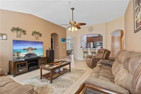 5648 Riverboat Circle SW Vero Beach FL 32968