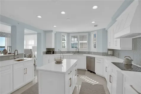4866 S Harbor Drive Vero Beach FL 32967