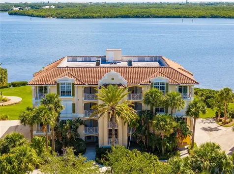 4866 S Harbor Drive Vero Beach FL 32967