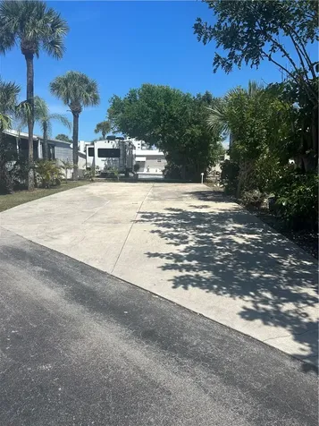 5306 Keel Way Hutchinson Island FL 34949