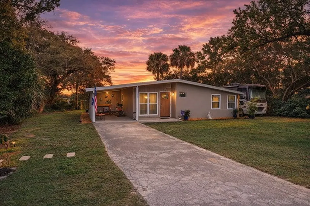 1845 50th Avenue Vero Beach FL 32966