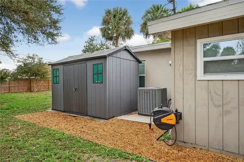 1845 50th Avenue Vero Beach FL 32966