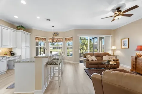 2082 Grey Falcon Circle SW Vero Beach FL 32962