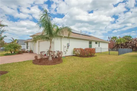 8330 Summer Lake Drive Vero Beach FL 32967