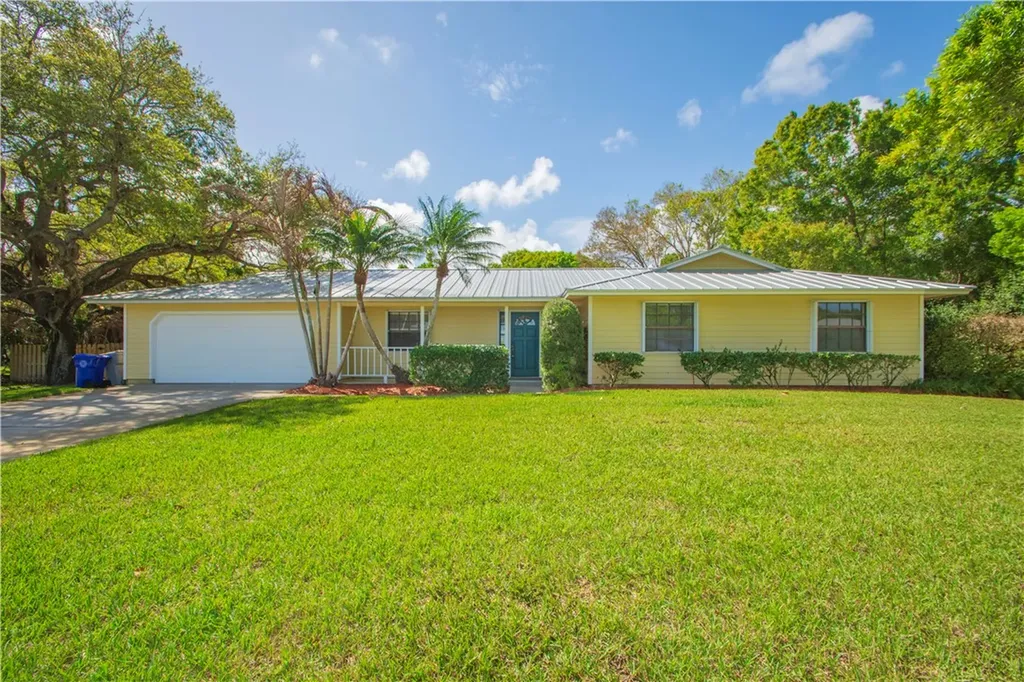855 29th Court Vero Beach FL 32960