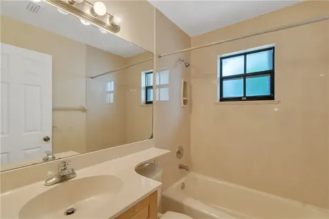 855 29th Court Vero Beach FL 32960