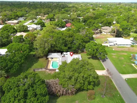 855 29th Court Vero Beach FL 32960