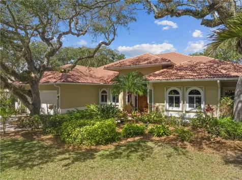 330 Marbrisa Drive Vero Beach FL 32963