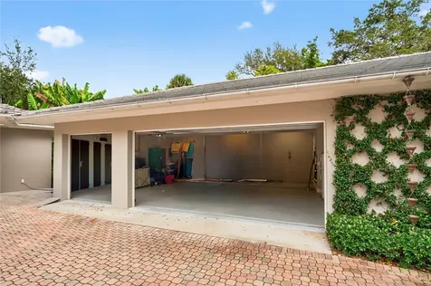 2010 Club Drive Vero Beach FL 32963
