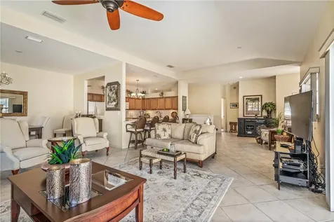 512 7th Square Vero Beach FL 32962