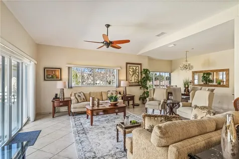 512 7th Square Vero Beach FL 32962