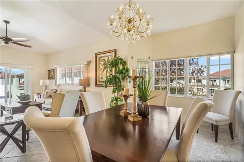 512 7th Square Vero Beach FL 32962