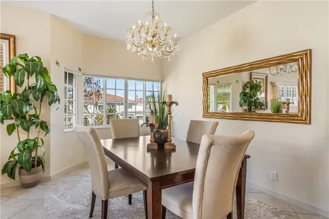 512 7th Square Vero Beach FL 32962