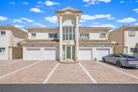 512 7th Square Vero Beach FL 32962