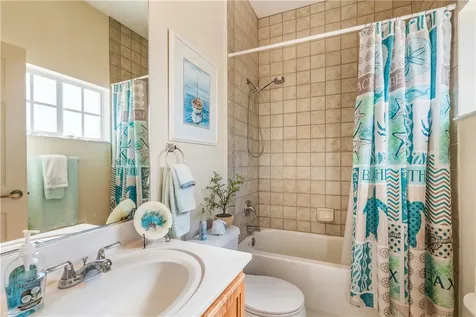 512 7th Square Vero Beach FL 32962