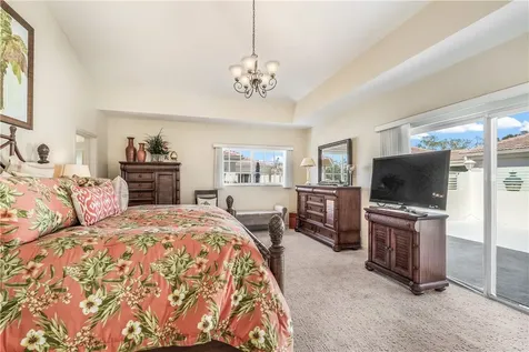512 7th Square Vero Beach FL 32962