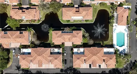512 7th Square Vero Beach FL 32962