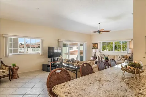 512 7th Square Vero Beach FL 32962