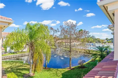 512 7th Square Vero Beach FL 32962