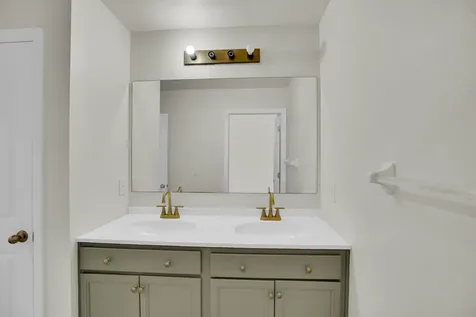 2167 Harwick Circle SW Vero Beach FL 32968